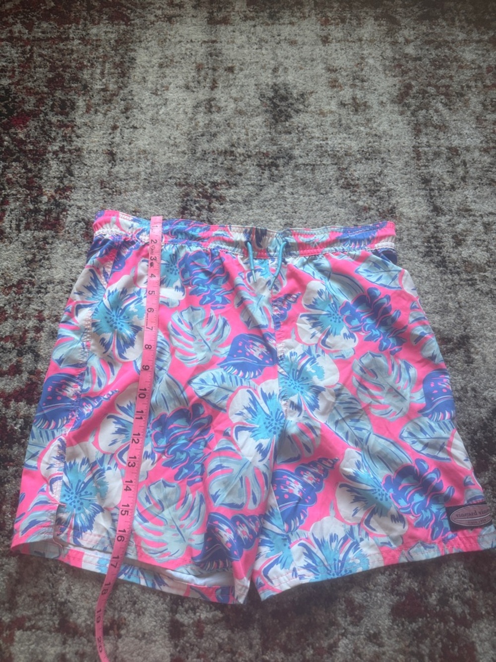 Vineyard Vines Boy's Size L Pink Floral Drawstring Swim Shorts - Picture 2 of 5